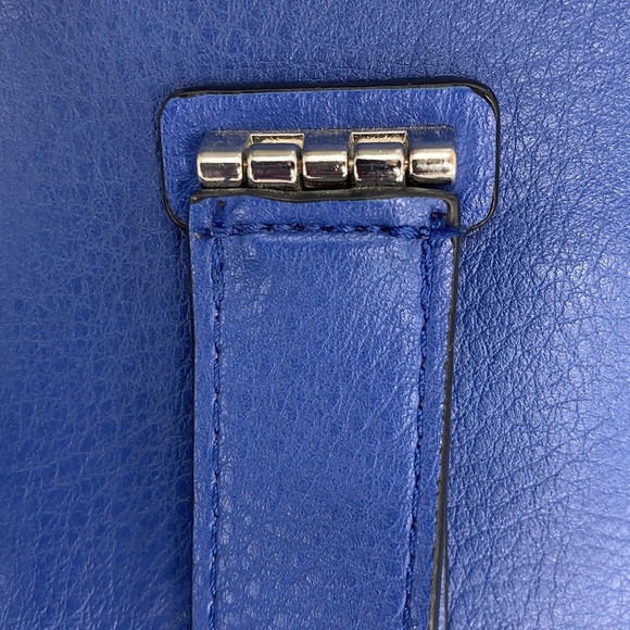 Zara cobalt blue vegan leather tote bag that comes with long strap - Picture 5 of 10